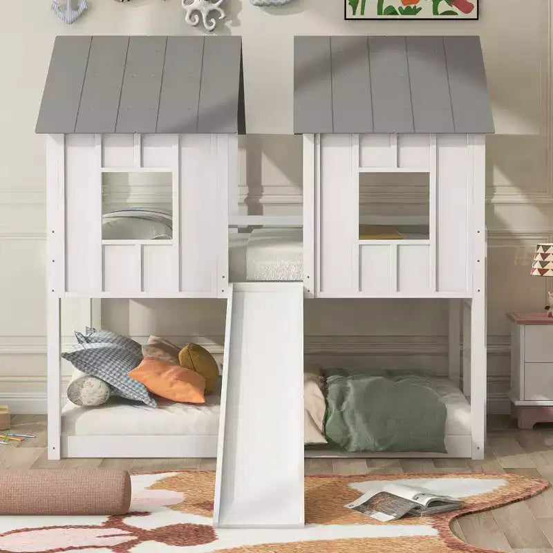 Letto a Castello "Casetta" con Scivolo e Finestre, per Due Letti Singoli - Bianco