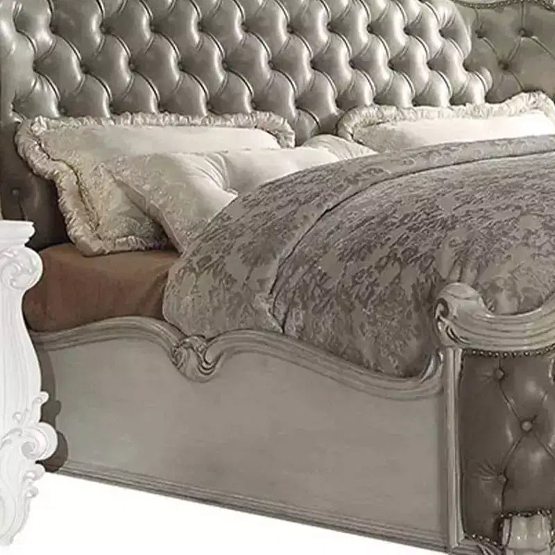Letto a piattaforma Queen da 95" con testiera ad ala – Ecopelle e finitura Bianco Osso