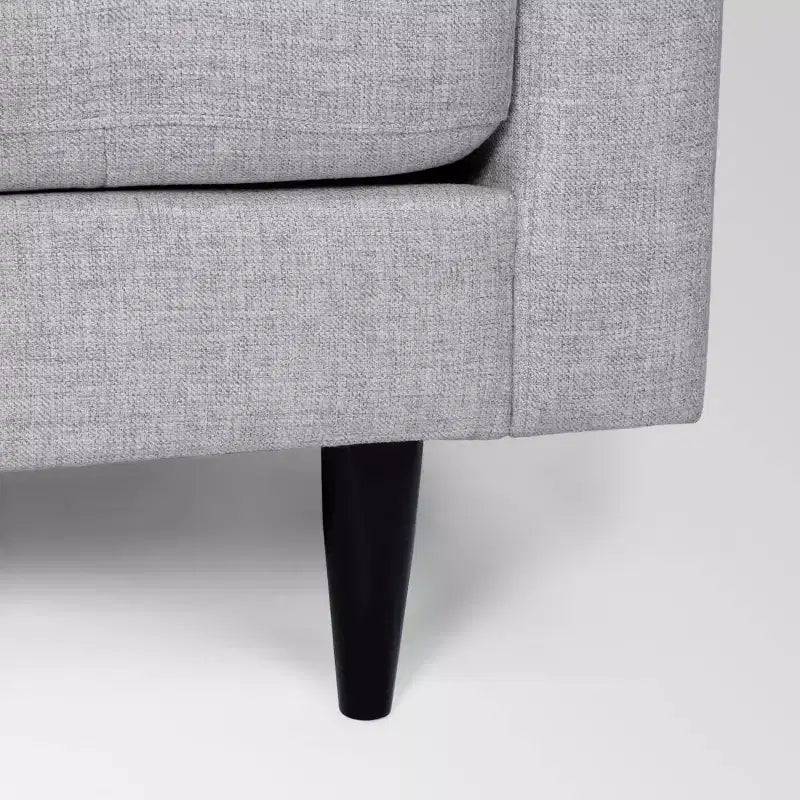 Divano Tufted Contemporaneo, 3 Posti, Rivestimento in Poliestere
